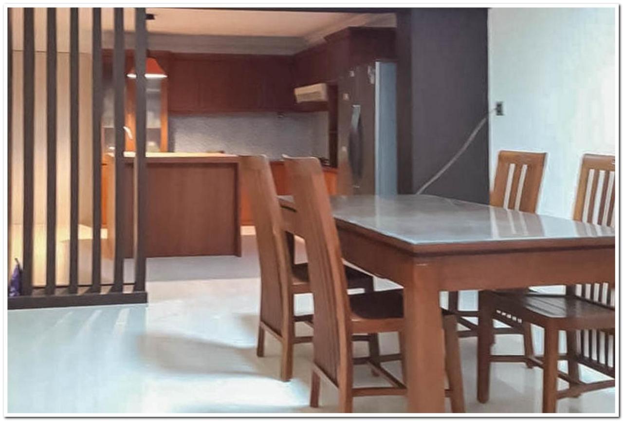 RedDoorz @ Paus Raya Hotel Palangkaraya Bagian luar foto